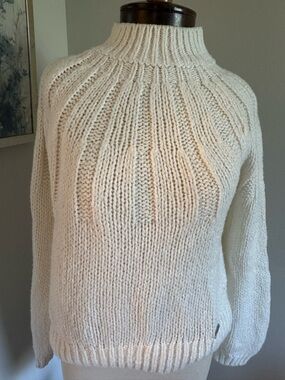 Abercrombie & Fitch Cream Ribbed Mock Neck Sweater